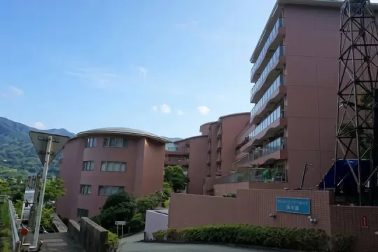 フォーシーズンズフォレスト湯河原・山並み望む全邸南向き施設充実 5階