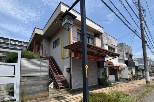 湯河原町土肥・駅近の利便性と海への至近の売地 約45坪